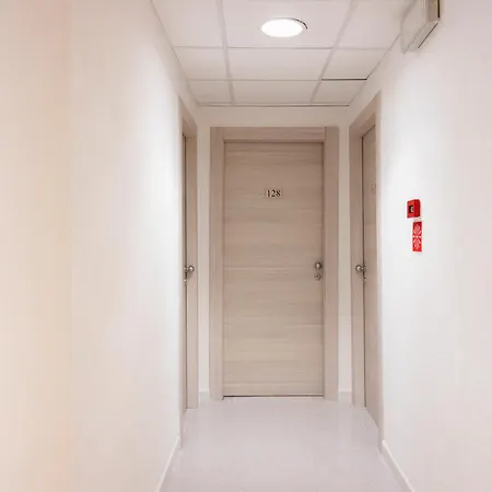 호텔 드 프람 올비아