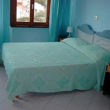 狄帕兰酒店 酒店