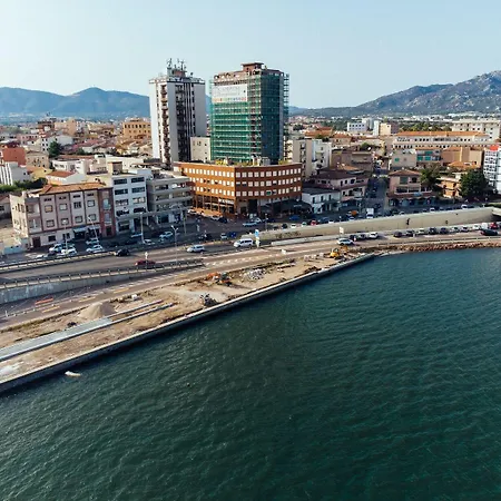 Ξενοδοχείο De Plam