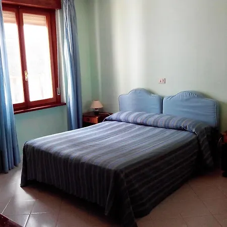 De Plam أولبيا